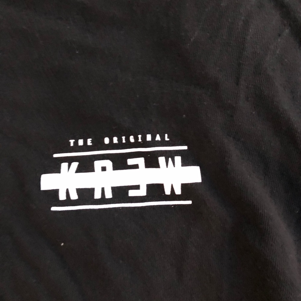 🌻T-SHIRT🌻 - Picture 2 of 3
